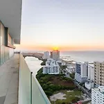 Apartamento Hermoso Con Vista Al Mar Muy Bien Ubicado